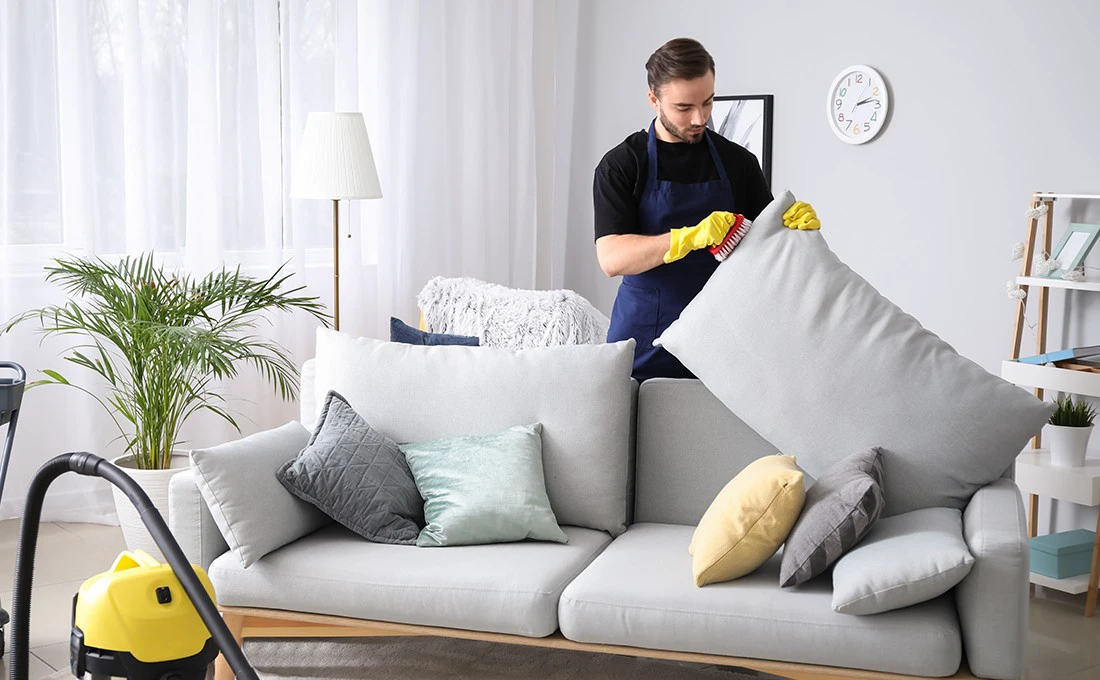 cómo limpiar el sofá de tela